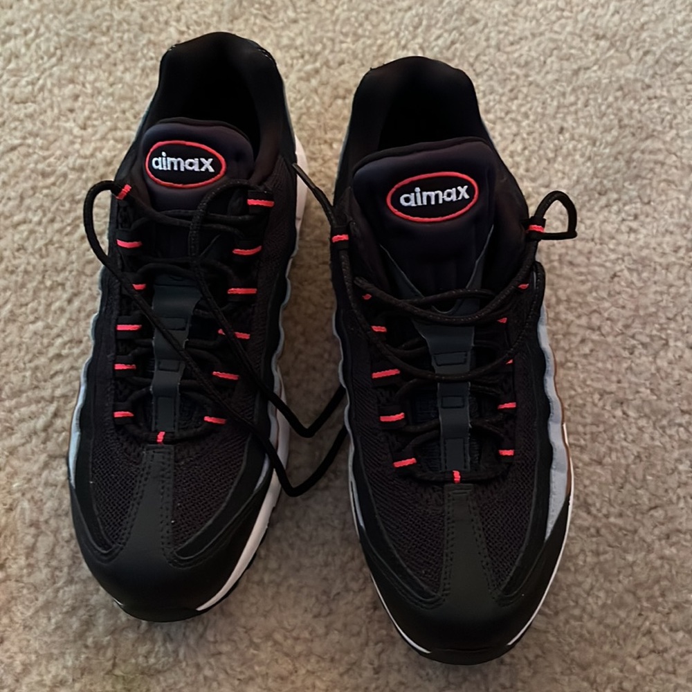 Nike AirMax shoes. Only worn a couple times.